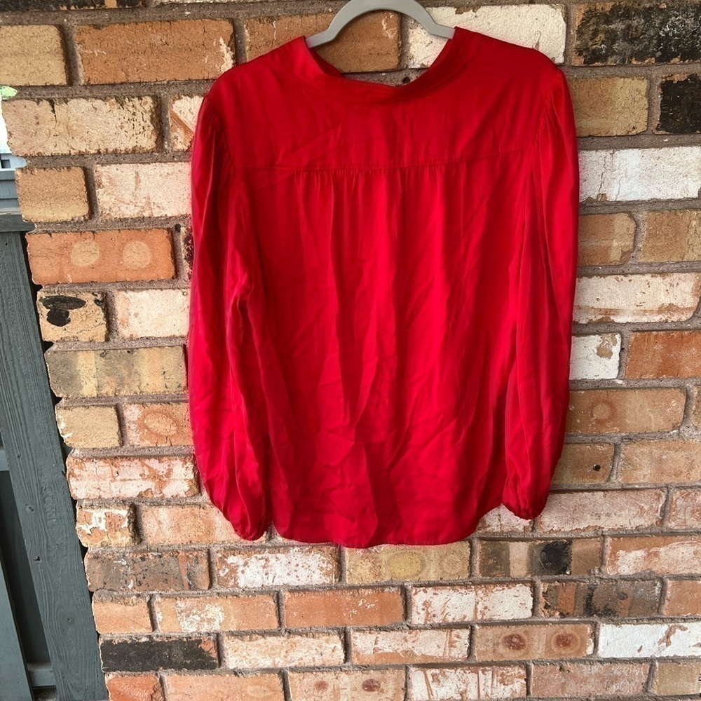 NWT Tommy Bahama Women’s Laguna Bay Satin Banded V neck blouse - Picture 4 of 6